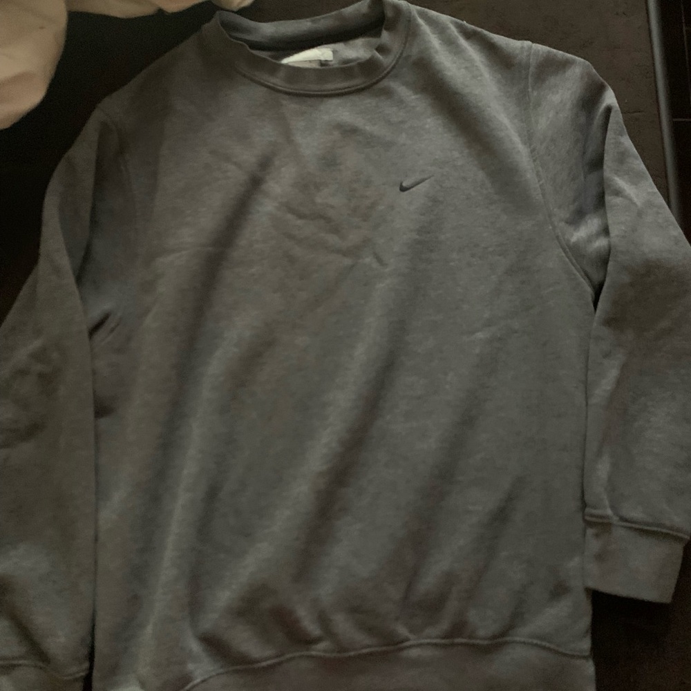 NIKE Gray Crewneck